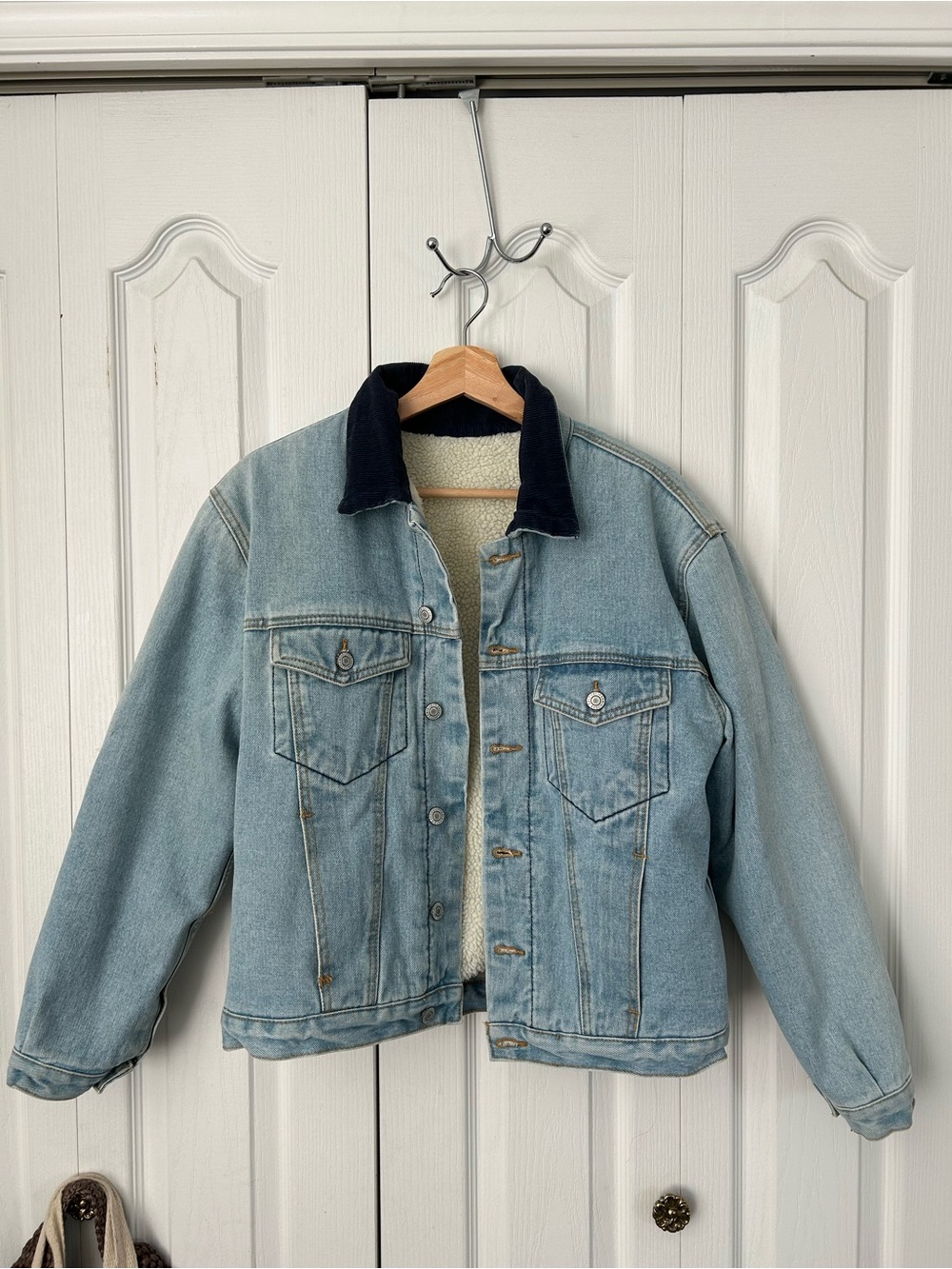 Brandy Melville Light Blue Denim Sherpa Jacket with Dark Collar